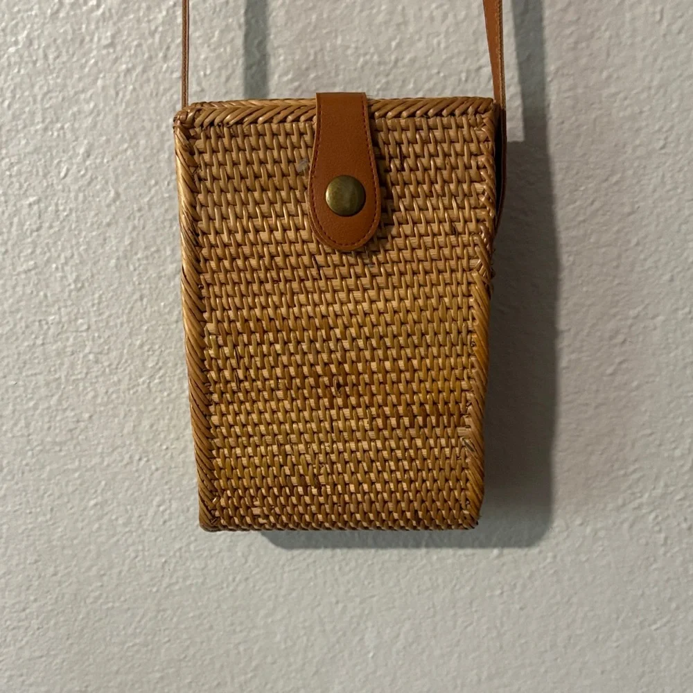 Woven Crossbody Phone Bag - Tan - Picture 2 of 5